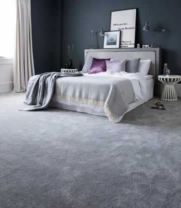 Luxurious grey bedroom carpet