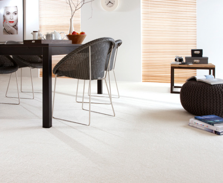 Valencia Saxony Carpet